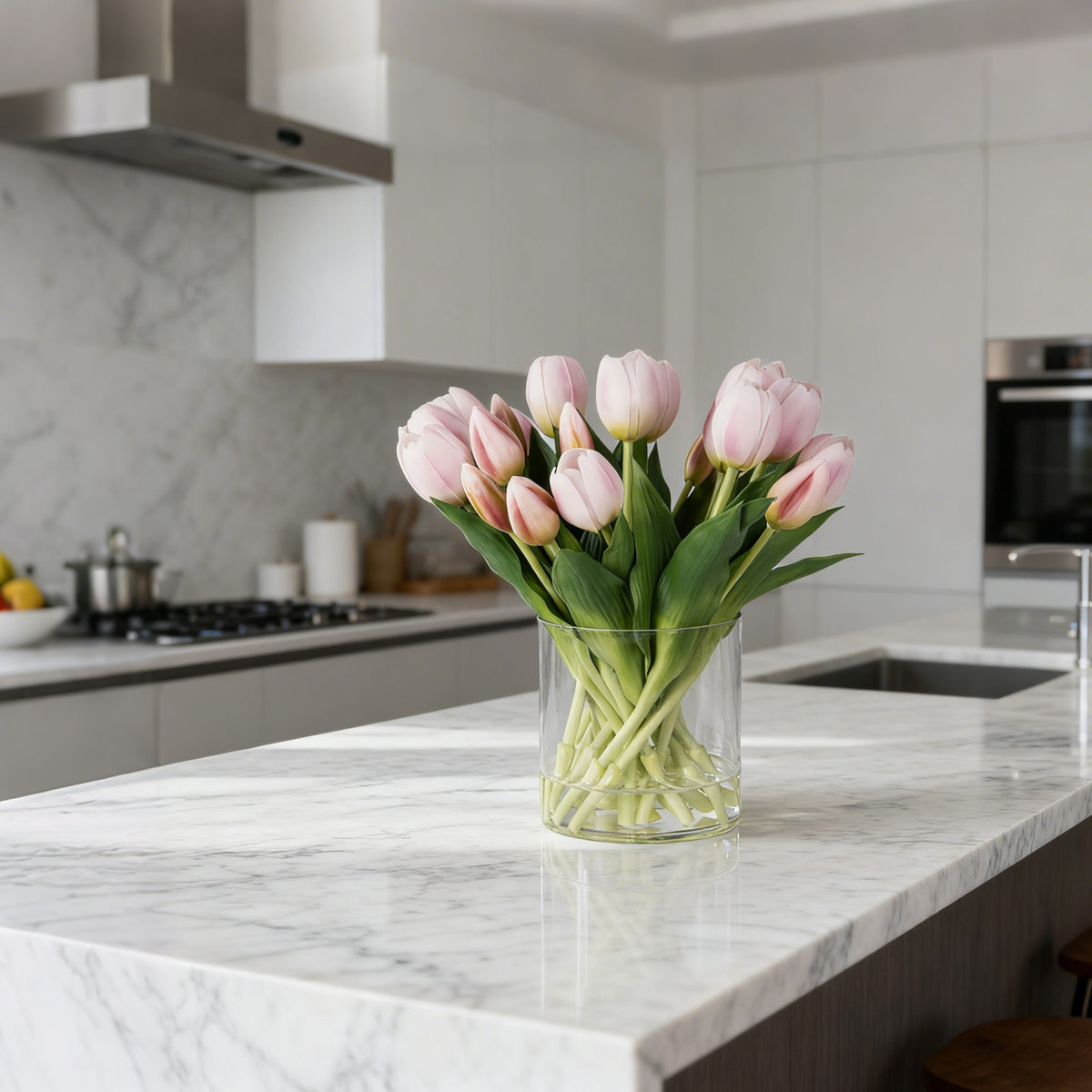 22 Stems Silk Tulip Arrangement in Vase with Faux Water