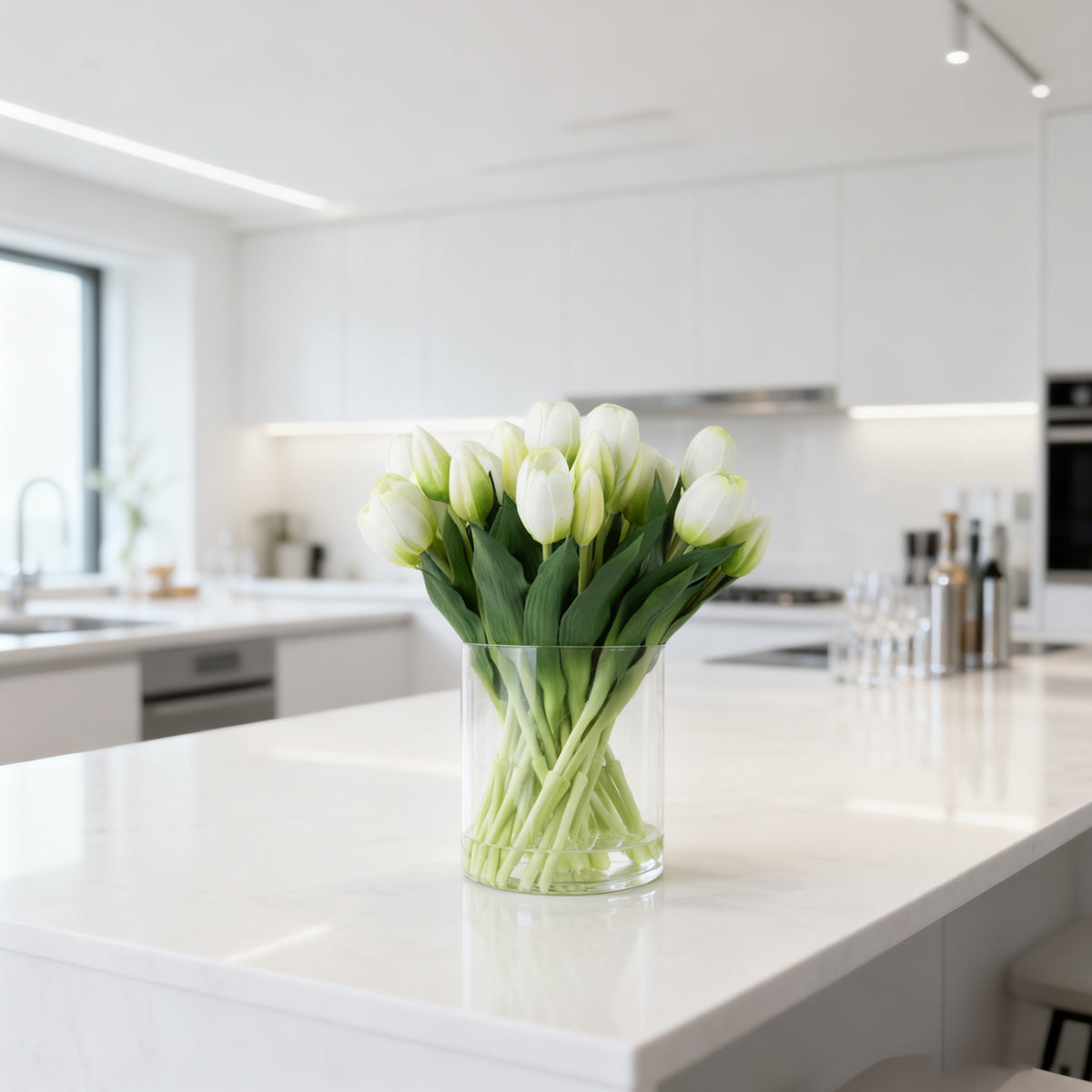 40 Stems Silk Tulip Arrangement in Vase with Faux Water